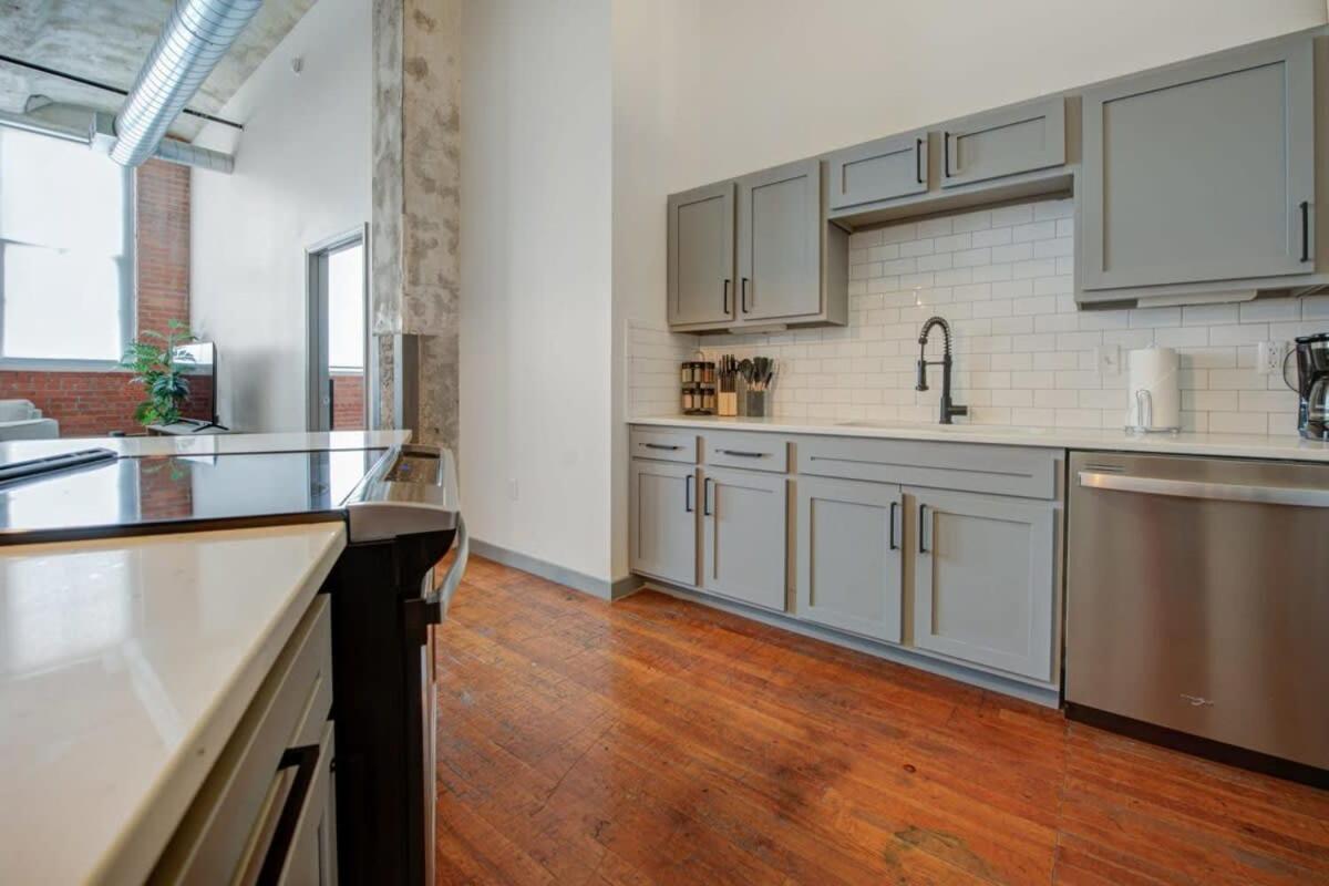 2Br 2Ba Spacious Historic Loft With Gym By Envitae 堪萨斯城 外观 照片