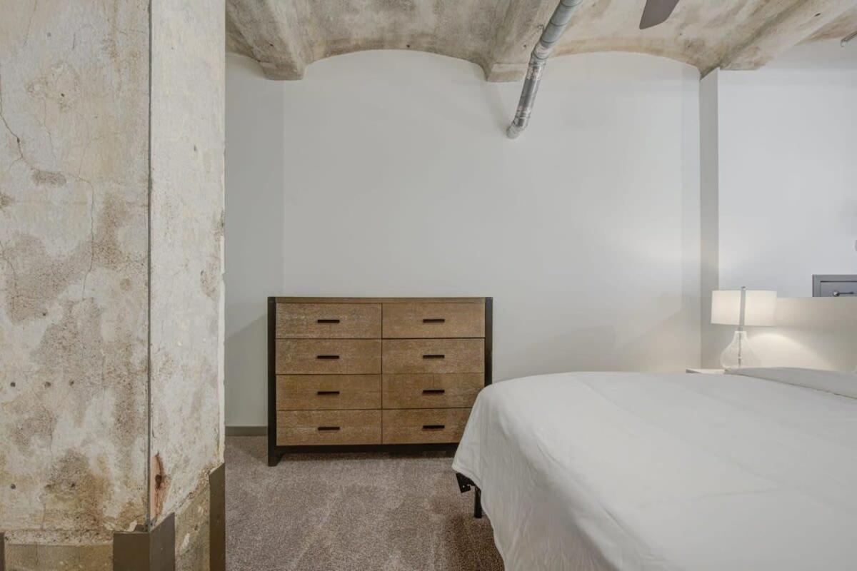 2Br 2Ba Spacious Historic Loft With Gym By Envitae 堪萨斯城 外观 照片