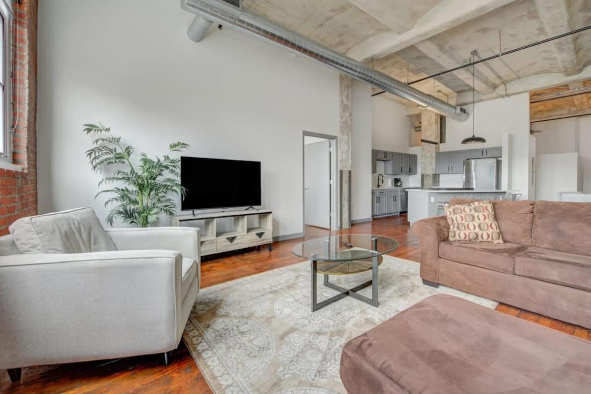 2Br 2Ba Spacious Historic Loft With Gym By Envitae 堪萨斯城 外观 照片